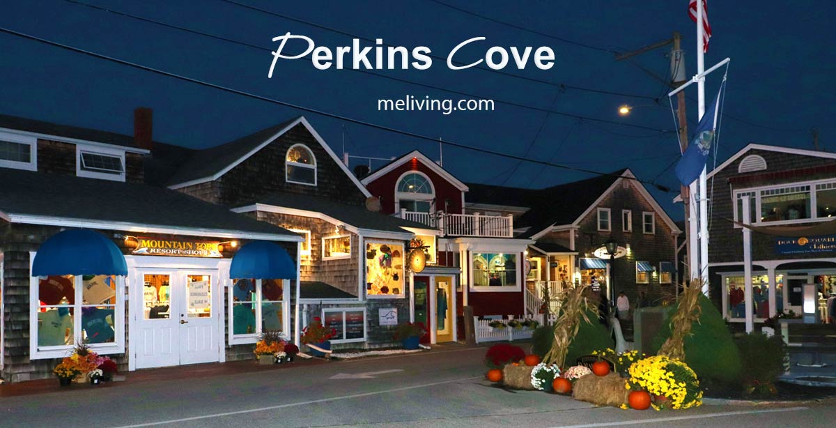 A quiet evening in Perkins Cove, Ogunquit, Maine #perkinscove #mainerestaurants #maineseafood #mainelobster #mainecoves #maine #mainerestaurant #billys #jackiestoo #lobstershack #boiledlobster #mainegifts #maineapparel #maineretail #mainemarketing #maineliving #mainelife #mainer