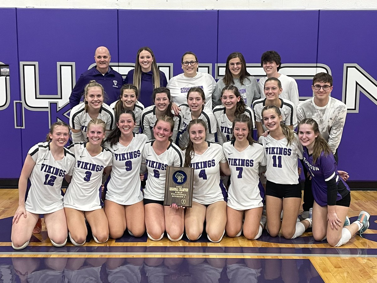 REGIONAL CHAMPS!! 

Hard fought 3-2 win over Janesville Craig!! First regional title since 2016!!