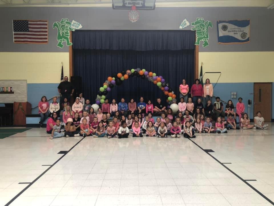 melpatterson803's tweet photo. Yesterday, we wore pink for breast cancer awareness! #pinkgate #oceangateedu 💕🎗🎀💝 https://t.co/wGiKl0I9IC