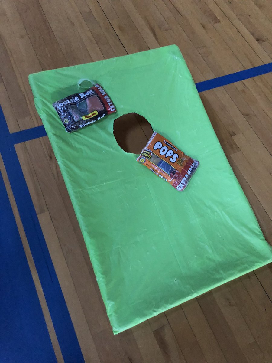 cresphysed's tweet photo. CRES Halloween Gym 2022 https://t.co/1Bu1w8B4Vw
