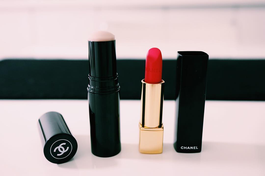 yleoo86's tweet photo. cosme💄
CHANEL

#アンフラローズ https://t.co/ikXeqeijK4