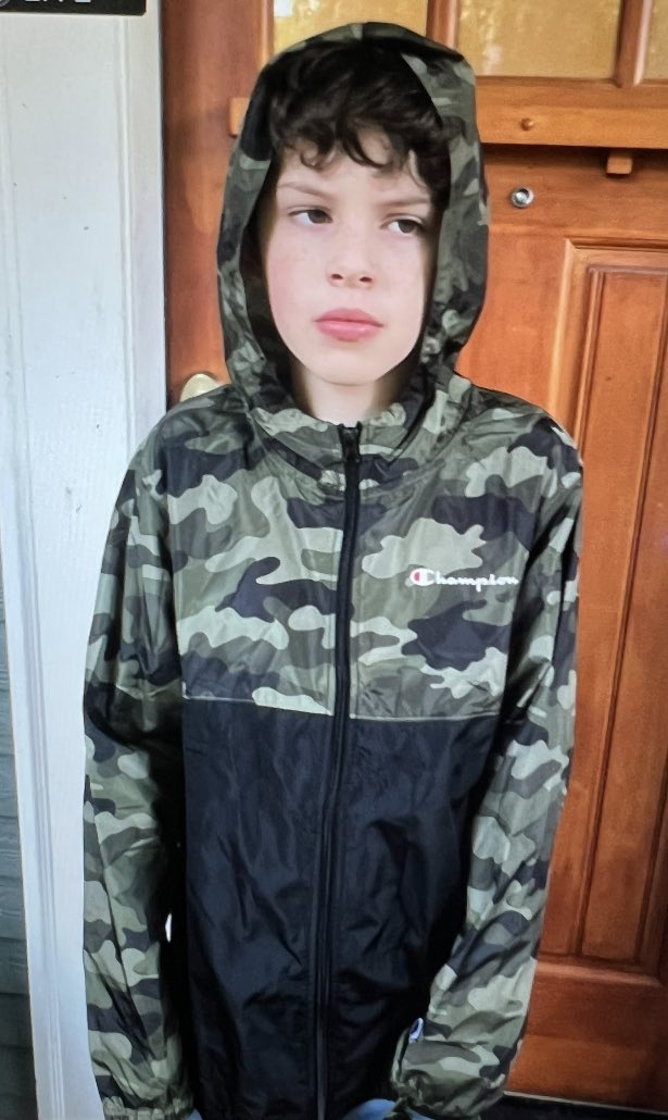 SeattlePD's tweet image. Missing: Maximilian Underhill
9-years-old. Last seen in the Queen Anne neighborhood. Please call 911 if seen.