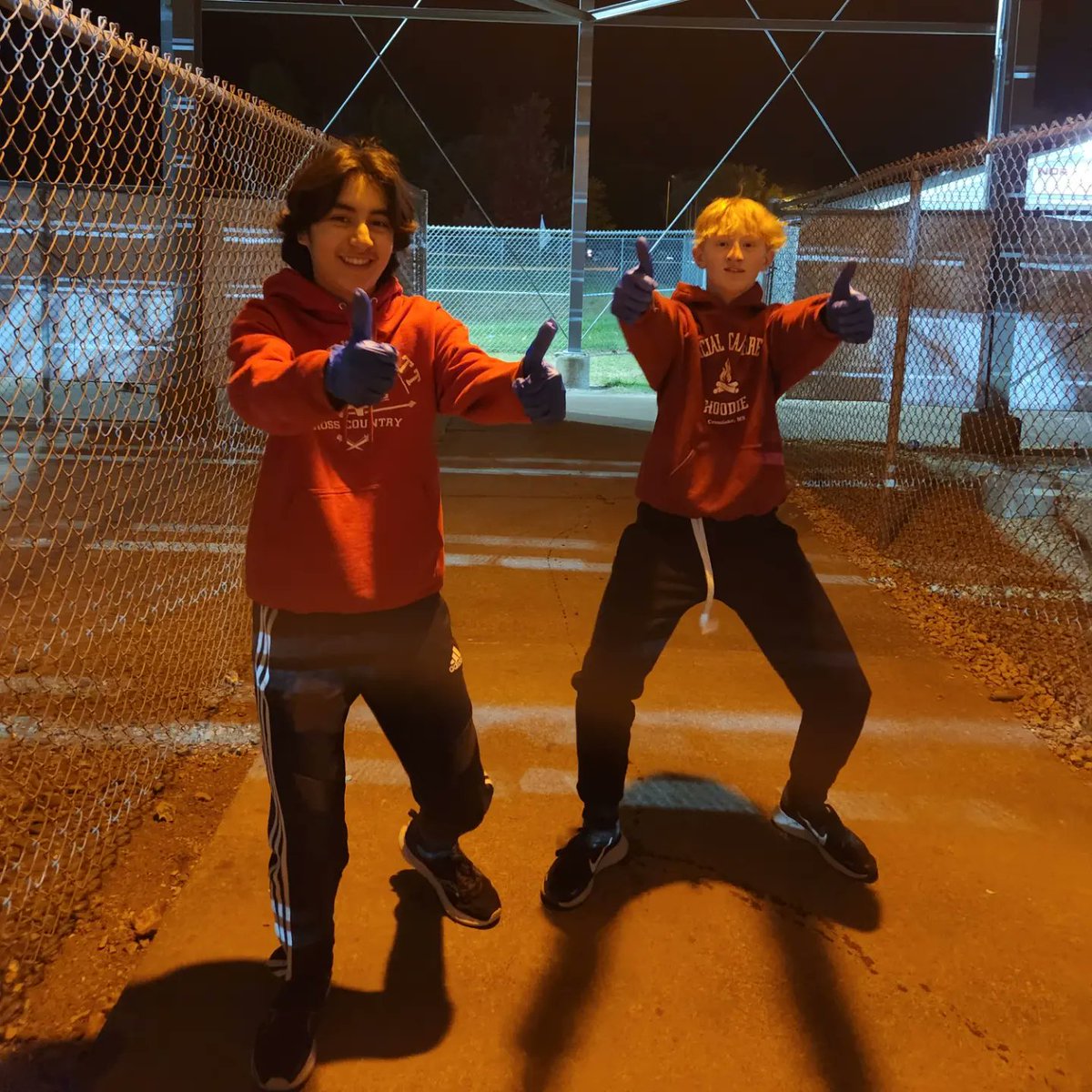 NSRobotics6603's tweet photo. Had a blast 🚀 helping out the @NSHSserviceclub after the game 🏈 yesterday.
#ftcrobotics #ftc #robot #ftcteam #robotics #ftciowa #workingtogether #stadiumcleanup #giveback #serviceclub https://t.co/aAKv9pfzED