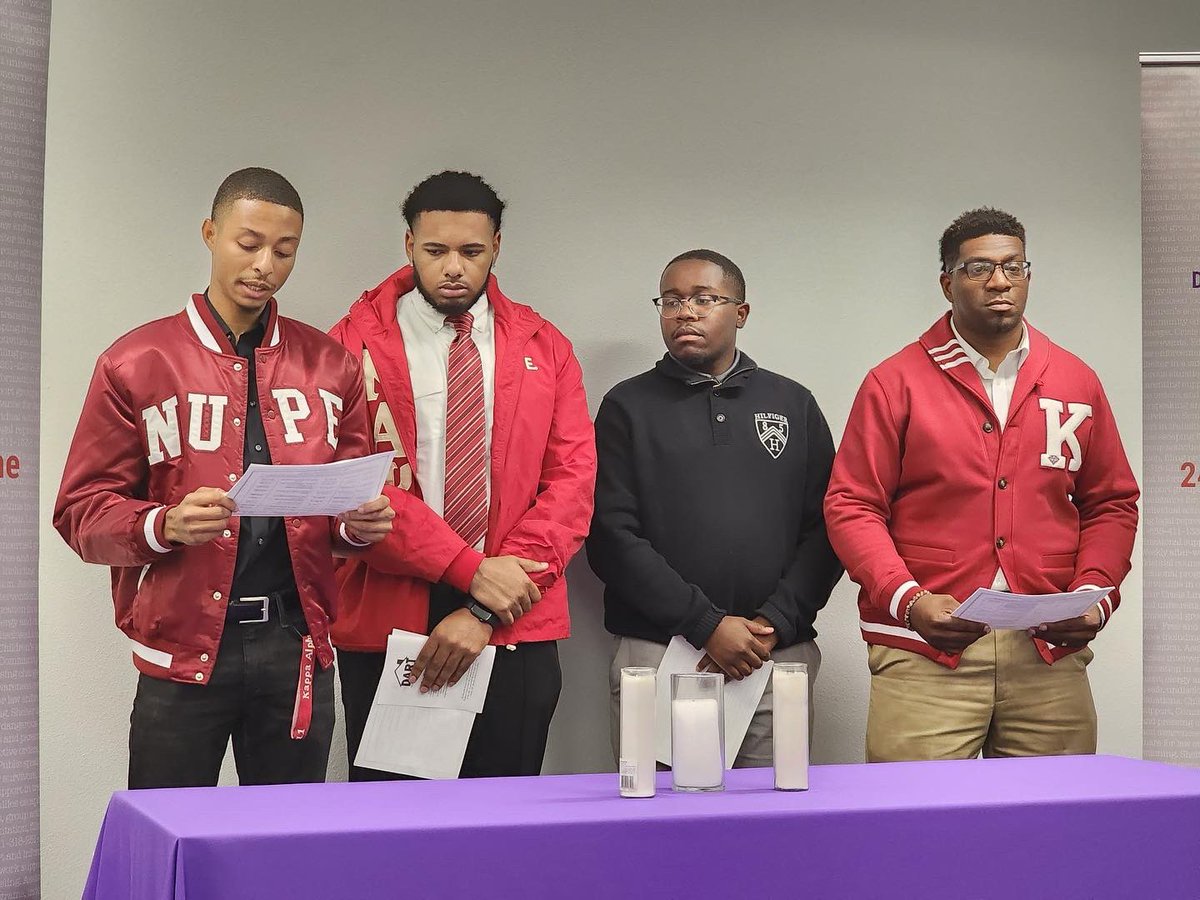 gammapsinupes's tweet photo. The Brothers of Kappa Alpha Psi were invited by the Domestic Abuse Resistance Team (DART) to the annual “Men Standing Strong” Candle Light Vigil to aid in the remembereance of those who lost their lives in the struggles of Domestic Violence. https://t.co/y1a7YhYrrH