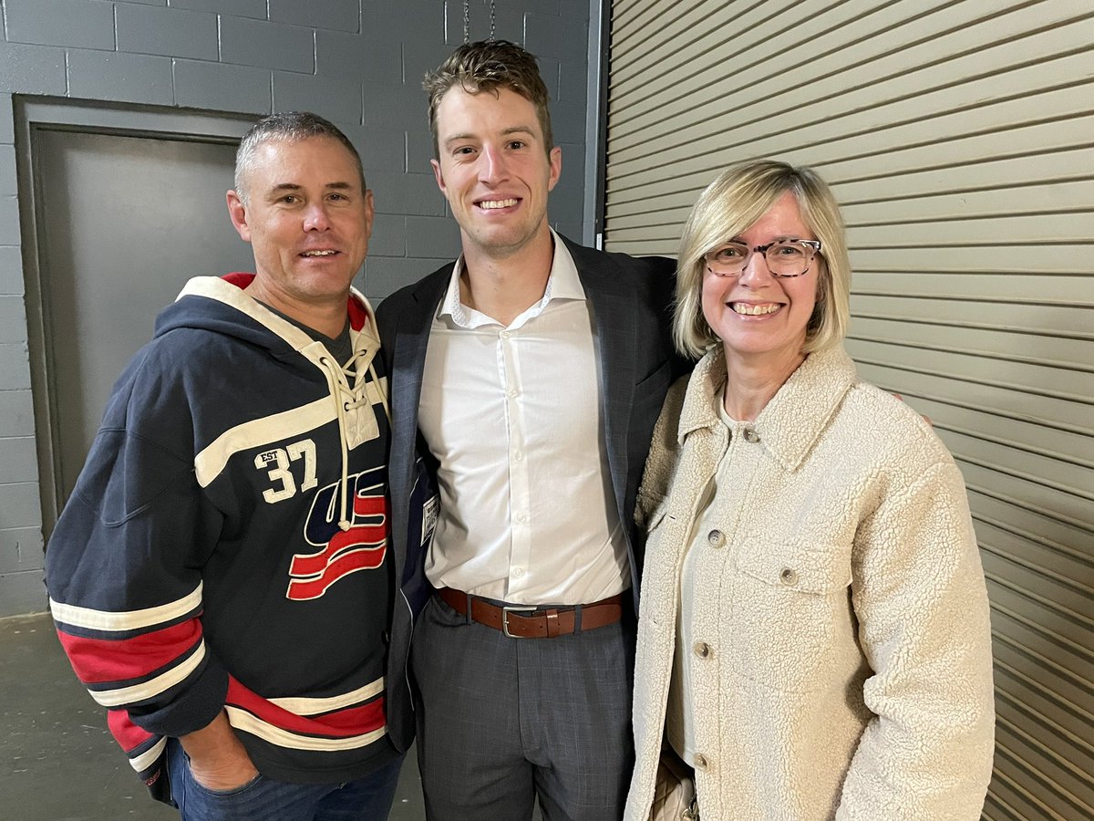 SavGhostPirates's tweet photo. The Riedell family was in the house for tonight's win! #TheHauntBegins https://t.co/wfXOCH24ok