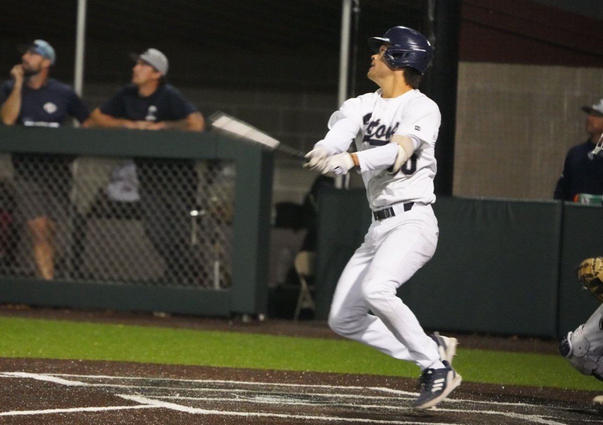 SMARTINI70's tweet photo. Caught a few big moments as
@ICCCBaseball completed
Tritons World Series Friday night. #RTR🔱 https://t.co/jhafHPJkO8