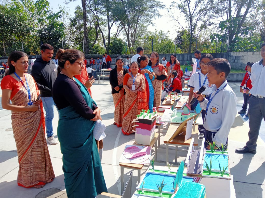 AlmightyPublic's tweet image. #Almightypublicschool #Exhibition #knowledgeandskill

"𝑰𝒎𝒂𝒈𝒊𝒏𝒂𝒕𝒊𝒐𝒏 𝒊𝒔 𝒎𝒐𝒓𝒆 𝒊𝒎𝒑𝒐𝒓𝒕𝒂𝒏𝒕 𝒕𝒉𝒂𝒏 𝒌𝒏𝒐𝒘𝒍𝒆𝒅𝒈𝒆. 𝑲𝒏𝒐𝒘𝒍𝒆𝒅𝒈𝒆 𝒊𝒔 𝒍𝒊𝒎𝒊𝒕𝒆𝒅. 𝑰𝒎𝒂𝒈𝒊𝒏𝒂𝒕𝒊𝒐𝒏 𝒆𝒏𝒄𝒊𝒓𝒄𝒍𝒆𝒔 𝒕𝒉𝒆 𝒘𝒐𝒓𝒍𝒅.” - 𝑨𝒍𝒃𝒆𝒓𝒕 𝑬𝒊𝒏𝒔𝒕𝒆𝒊𝒏