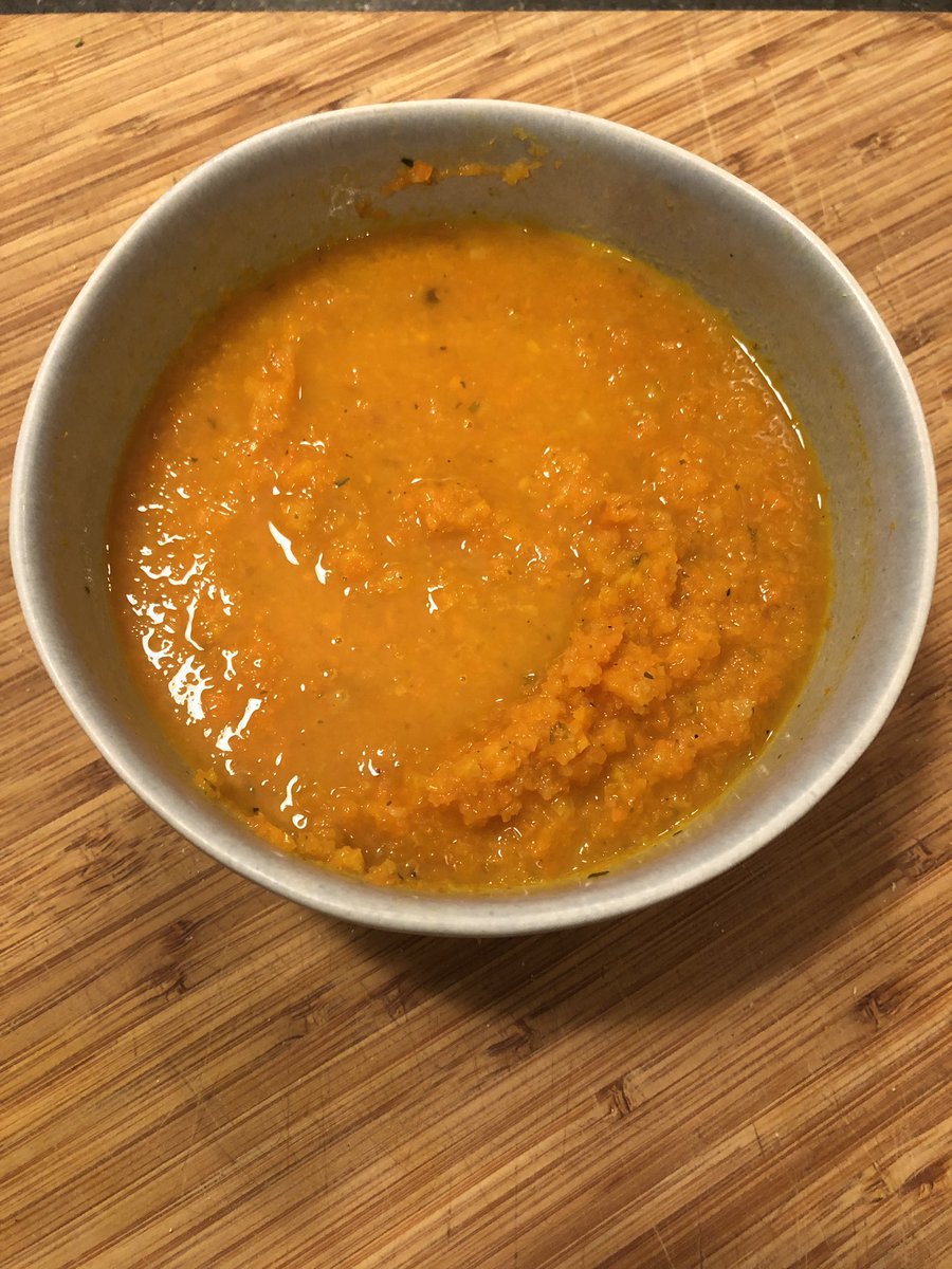 miekoouchi's tweet photo. Okay kinda went nuts fall cooking today!
First up: roasted maple carrot onion and ginger soup…
#foodie #carrot #soup #cookingislife https://t.co/TJ0nLfDELz