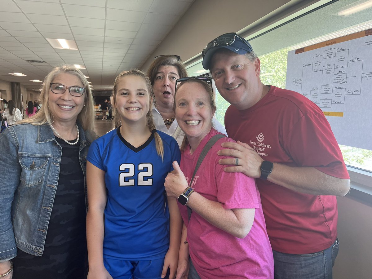 kerduncschae's tweet photo. @ravens_anthony 7th Grade B taking 3rd place in the @CFISDAthletics Tournament today!  Way to go Ravens! #kryseesissy @DrAnthonyMS @VogtislikeVote @LisnorysC @ray_zepeda1 @CyFairISD @terib05 https://t.co/AmgNWXi4aa