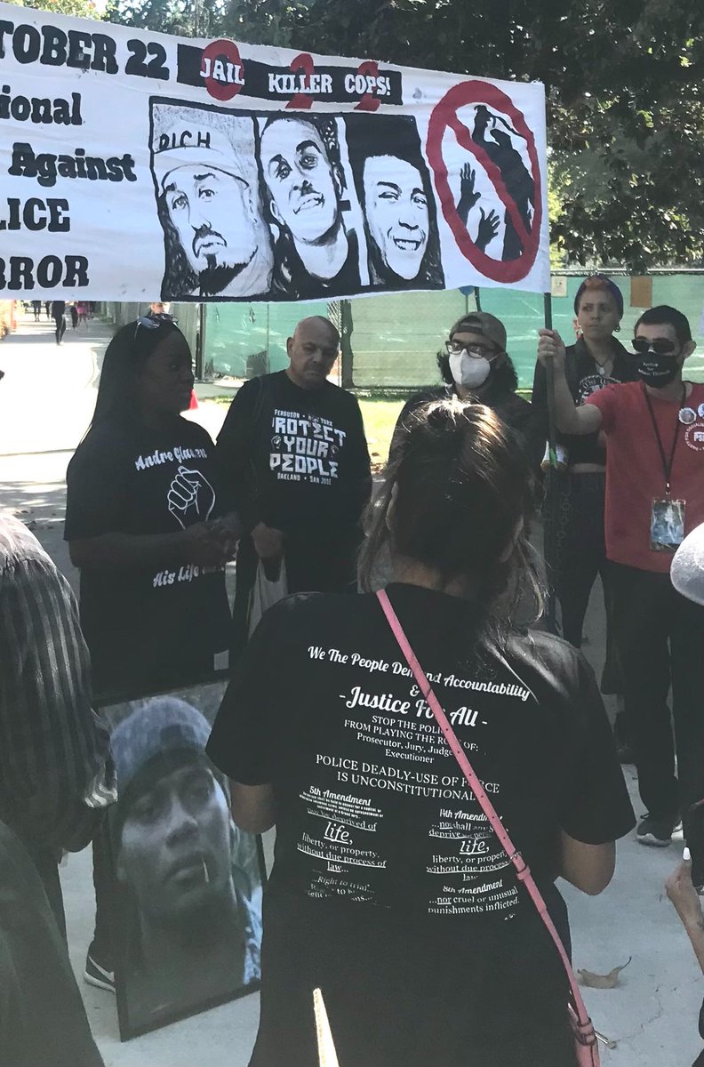 SacramentoPSL's tweet photo. The Sacramento Branch of the Party for Socialism and Liberation and many others joined with @voices_strength to lift up families whose lives have been torn apart by police violence in commemorating #O22: National Day against Police Terror. #EndPoliceTerror #JailKillerCops https://t.co/IDvHyvknPa
