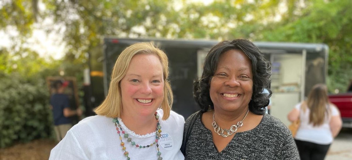 Bruce4USSenate's tweet photo. South Carolina will have *many* more smiling faces when @LisaForSC is elected our State Superintendent of Education! 

#scpol #MidtermElections #EarlyVoting #November8th https://t.co/JSVuPRnZBq