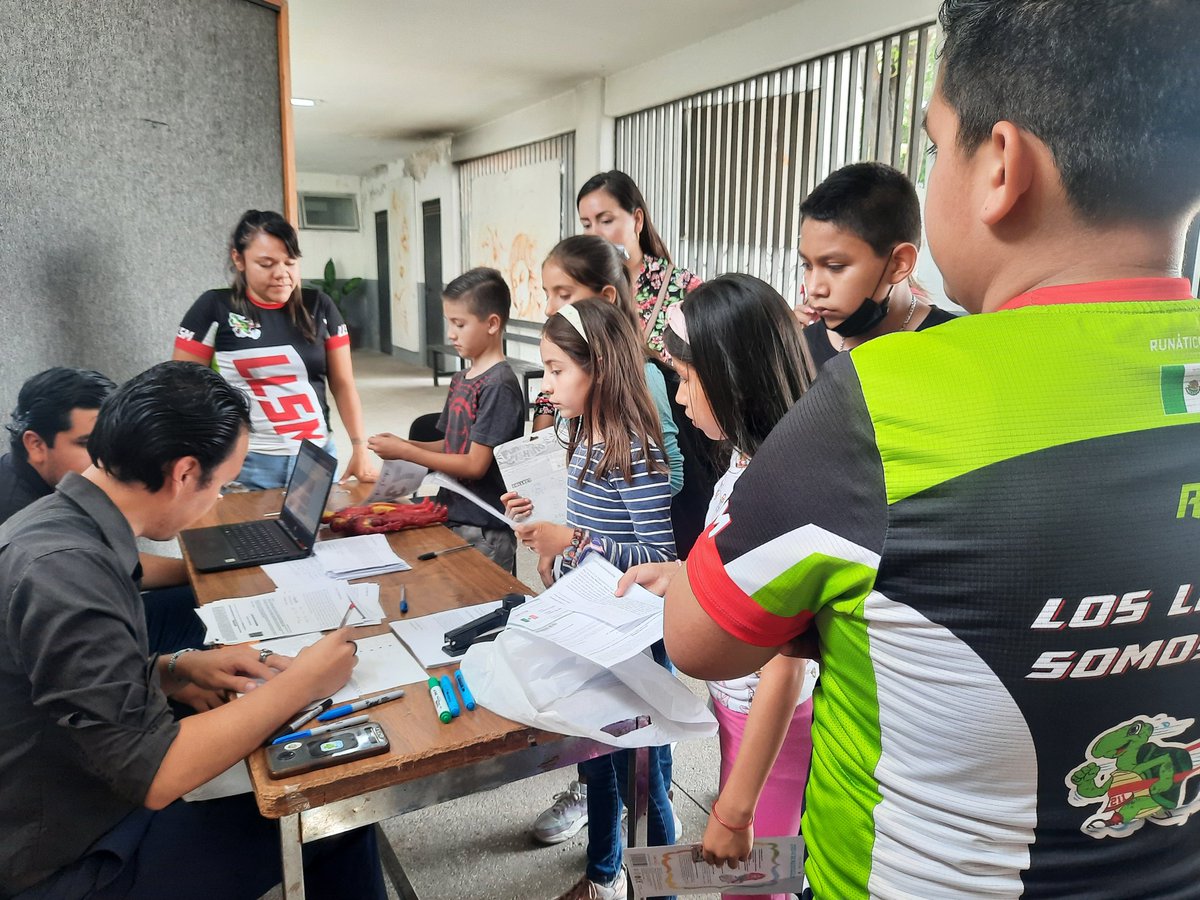 PaxxCultura's tweet photo. Todo un éxito la entrega de números en Tú #CCAtlas #ColAtlas @culturagdl nos vemos mañana a las 8:30 AM en el Parque San Rafael, te invitamos a hechar porras.
2da Carrera Infantil #LLSM 🐢💚🇲🇽
@comudegdl @CruzRojaJalisco @GuadalajaraGob https://t.co/ao0ktJs4Wr
