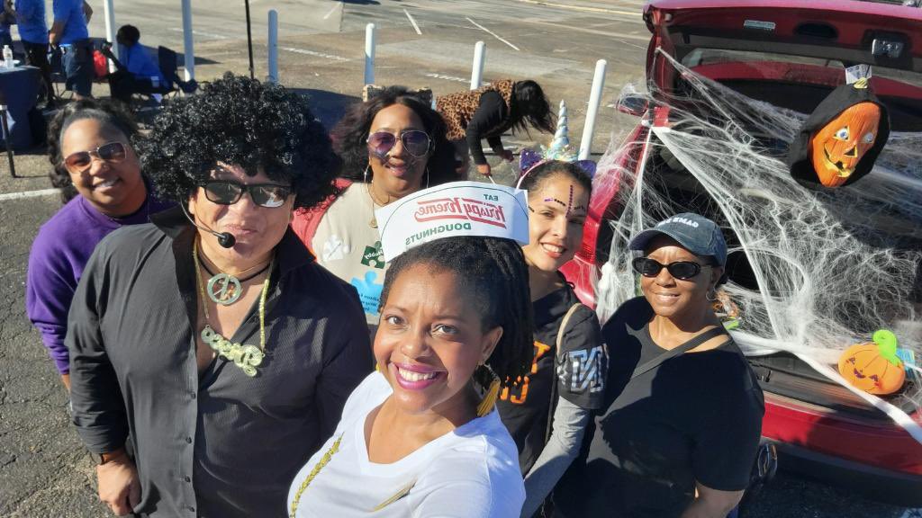 Thank you <a href="/AAMilneES/">A. A. Milne ES HISD</a> parents and students for attending #bootoflu event with <a href="/TexasChildrens/">Texas Children's</a> #Wraparoundresource #community  #serving @HISD_Wraparound <a href="/wrapn4dcause/">@WrapN4Dcause</a> @VirgilElkins5 #stayhealthy #hisdwraparound