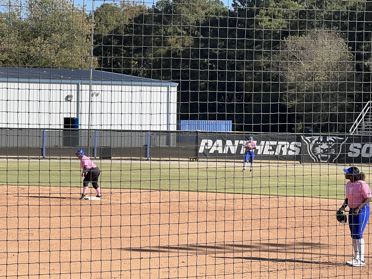 Jordan10Blair's tweet photo. Fun day playing Georgia State! https://t.co/pFwLnEiAEq