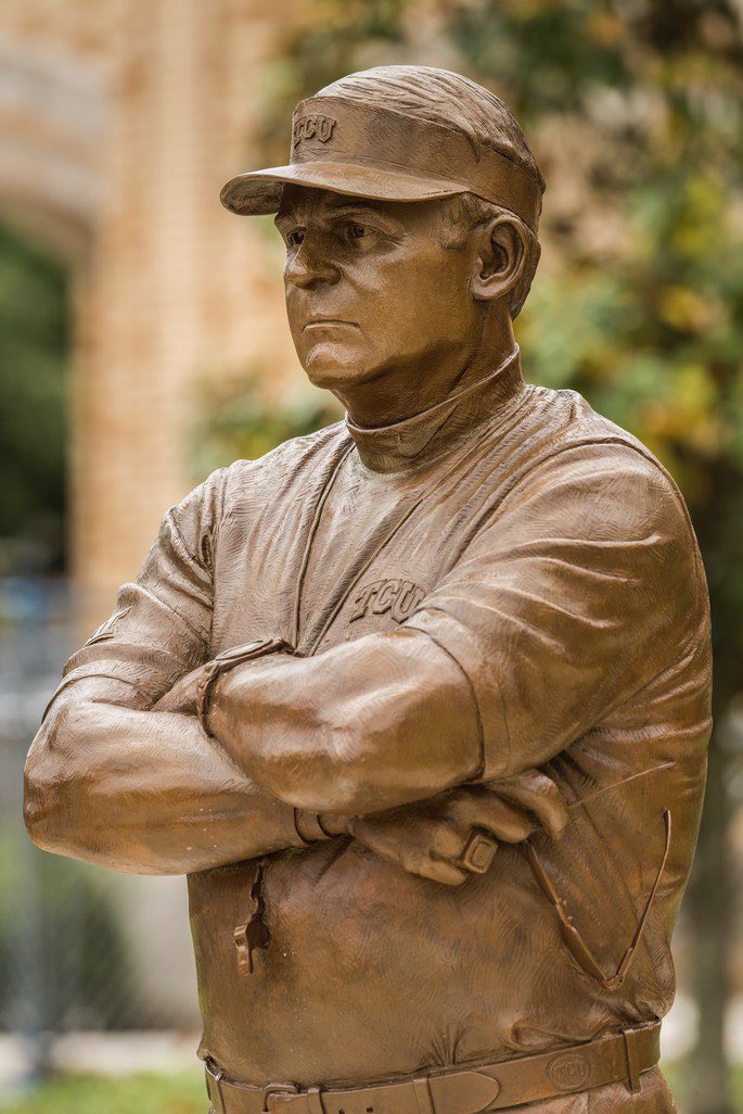 Hassel_Chris's tweet image. A year ago TCU was 3-5 and fired their head coach of 20+ years who has a statue of himself outside the stadium.

They had finished inside the AP top 10 NINE times but they noticed a significant dropoff so they started over.

They’re now 7-0 and are led by an Iowa native QB.