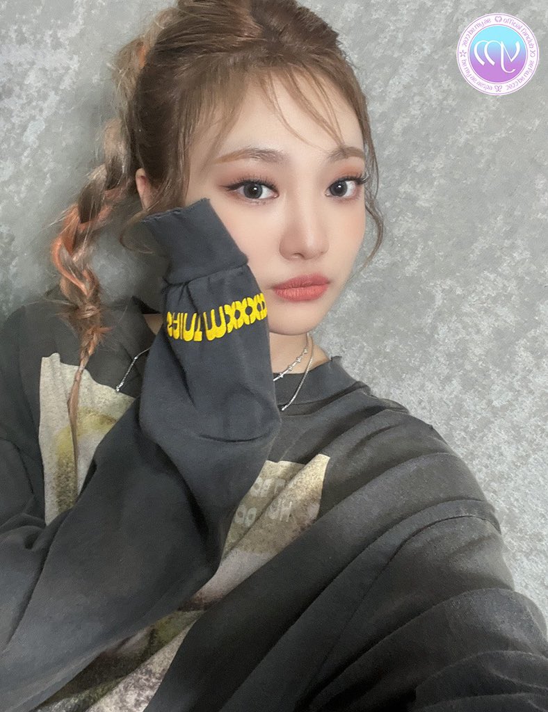 krnnzip's tweet photo. 221023 Kwangya Club
#닝닝 #NINGNING 

HAPPY NINGNING DAY https://t.co/6nxAkwryvk