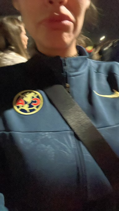 Mira la neta si estamos sad 😞 https://t.co/JNbFxoWH4O<a href="/tag/onlyfans"class="tags"><span>#onlyfans</span></a>