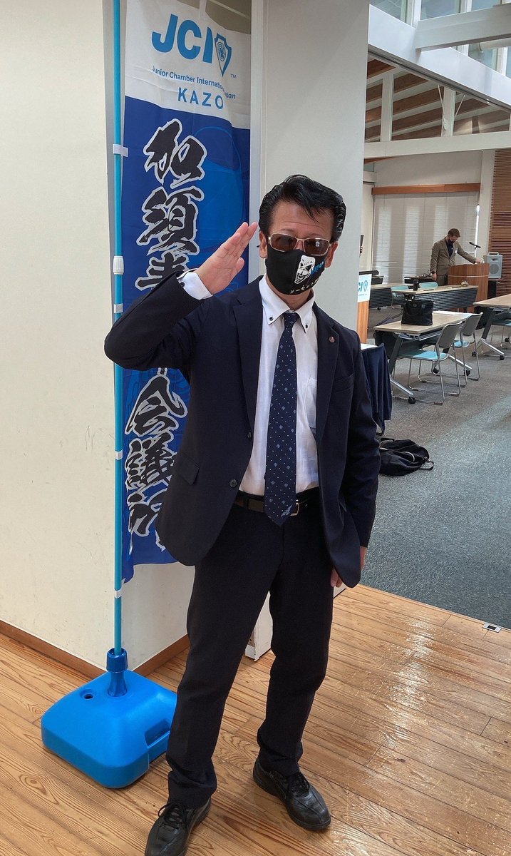 ri_zento_deka's tweet photo. おはようさん👮

今日は埼玉県加須市で講演です👮

#リーゼント刑事
#加須青年会議所 https://t.co/8OgarqrmvZ