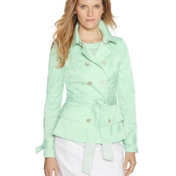 KMoonwillow's tweet photo. So good I had to share! Check out all the items I'm loving on @Poshmarkapp #poshmark #fashion #style #shopmycloset #whitehouseblackmarket #miami: https://t.co/EwFymTb7bT https://t.co/TTg7wzoxEg