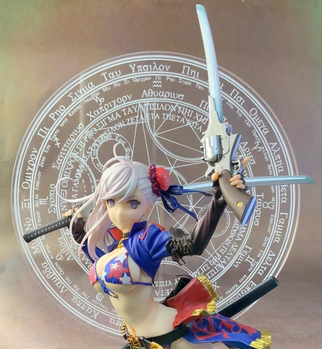 戦利品 コースターだけどフィギュア飾るのにも使えて楽しい! #匠工芸展 