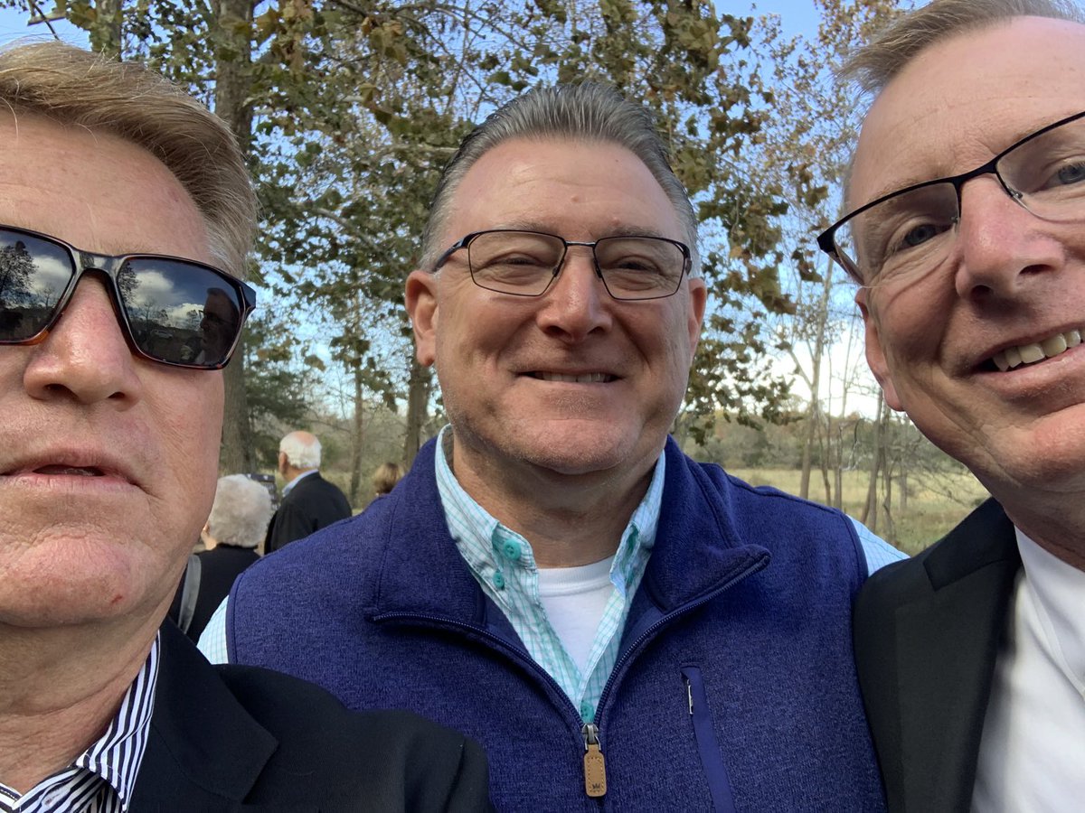 Wedding Day! Three seasoned Coaches!! Great Day!!