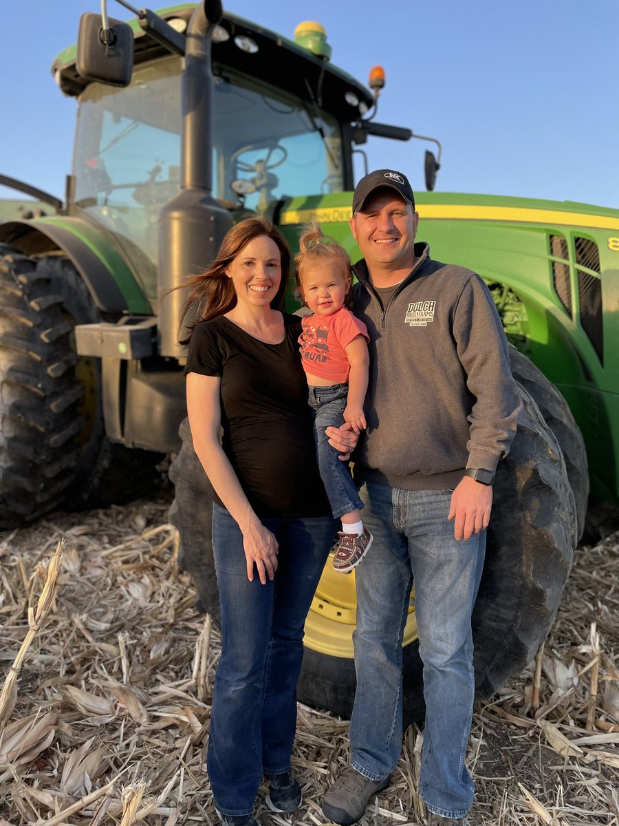 mdolch's tweet photo. Family and farm days are the best. #harvest22 #SWIowa https://t.co/PIWAqq7lFF