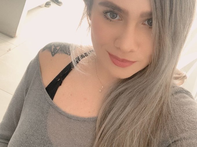 I'm online right now on SkyPrivate - pay-per-minute system for Skype live shows. Call me right now in