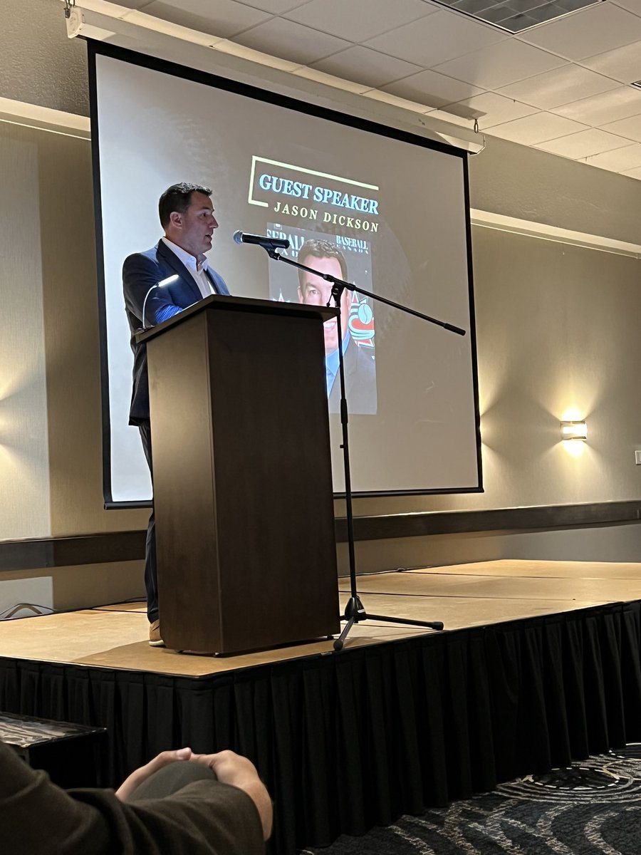 Awesome evening celebrating the best in Baseball. Congrats to all the award winners! Thanks for having me  <a href="/BaseballMB/">Baseball Manitoba</a>