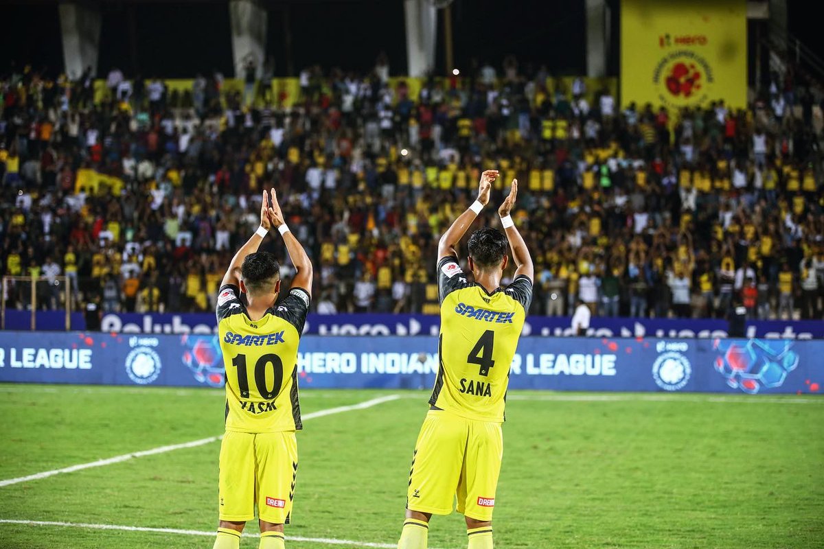 Satyam_FI's tweet photo. This Is For Them Who Thinks We Have Small Fan Base 🙏
And The Day Is Not so Far When We Will Fill The Full Stadium 🏟️🏠
#FutureIsUs #Isl #HydePark
@HydFCOfficial @DeccanLegion @2014_manel @tvaroon 🖤💛💫 https://t.co/5csLft6Ehh