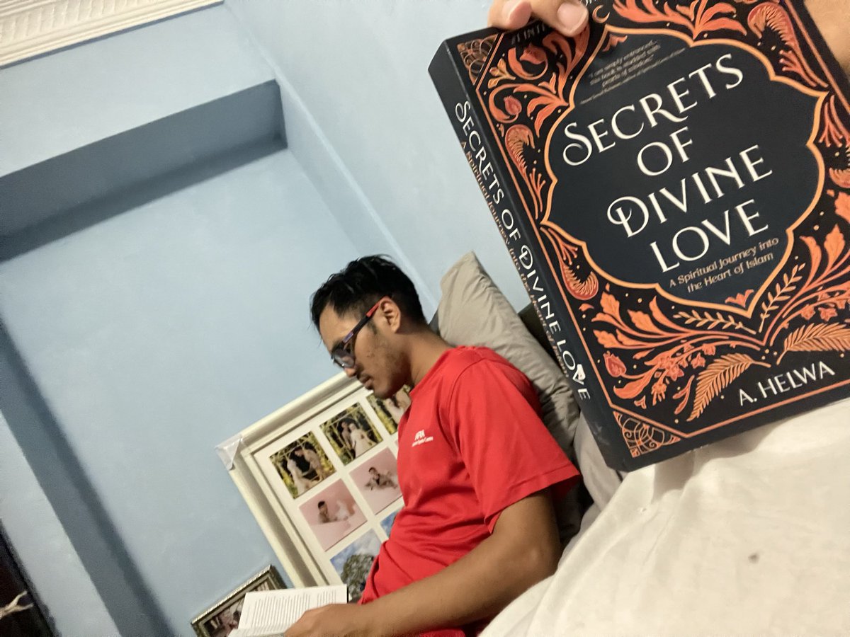 hp101191's tweet photo. HB suggested to have this ‘30-minute reading’ activity time. First time for him to invite me into this kind of activity. I loved it! https://t.co/ELPgzSUSQx
