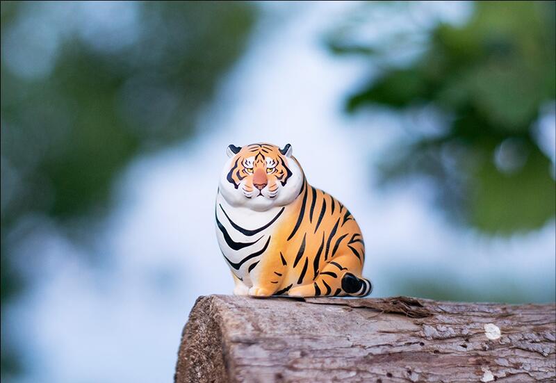 METAVERSE_IDEA's tweet photo. Next Week's Prize - #Metaverseidea #Holder Only
( #Raffle weekly to win a #DesignerToys ; #HODL )
Title: #FatTiger Series #Panghu #VinylCollection
Designer: #Bu2ma
#Collectors too? Win yours
https://t.co/HFoA30kNJE
Mint Here: https://t.co/O2QMQM7bEN https://t.co/uljg1mNo3n