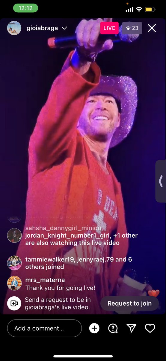MicheleLinnToms's tweet photo. @DonnieWahlberg we blockheads miss #Shitout of you Donnie 🫶🏻🫶🏻🫶🏻🫶🏻🤖❤️♾💫🚢 https://t.co/WLc7HMaiSk