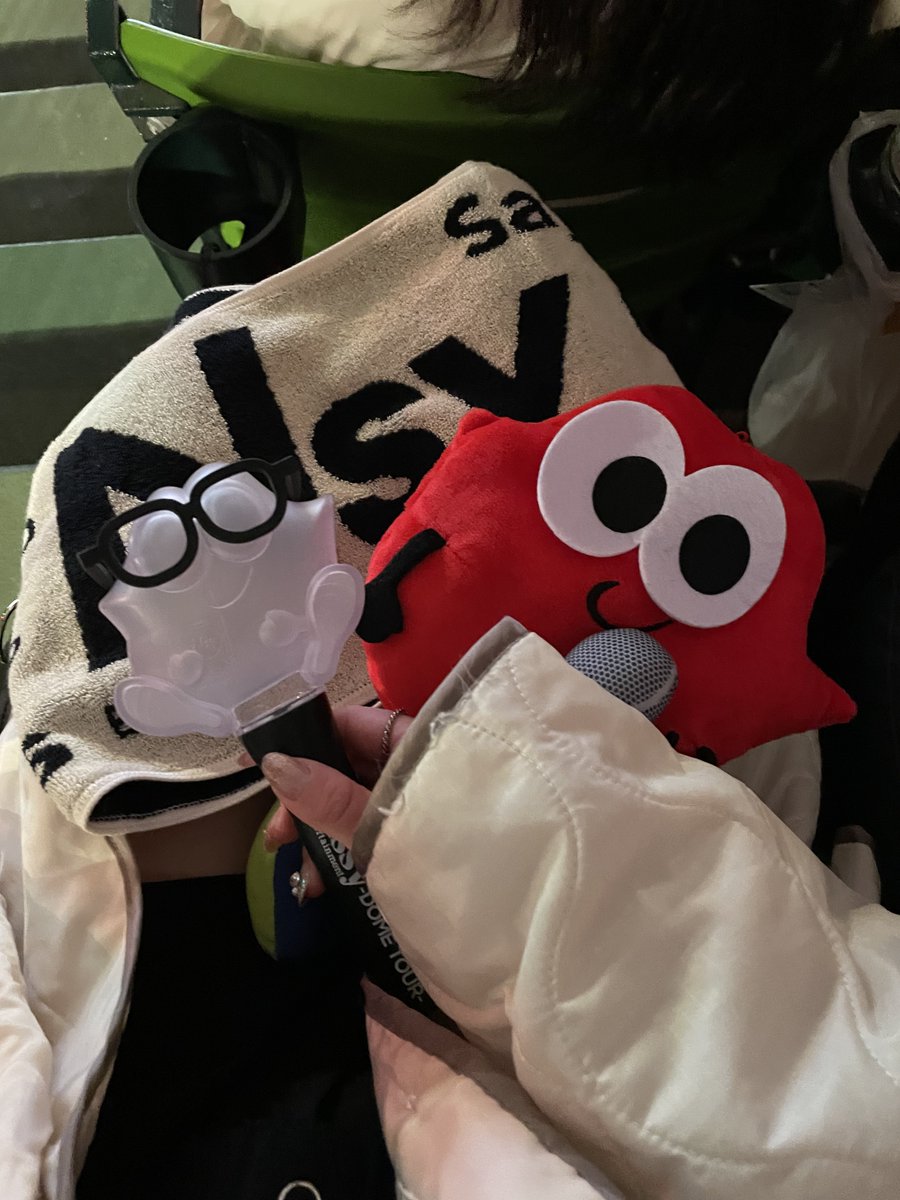 mai_AAA2005's tweet photo. ベルナドーム2日間さち！！！！！
初日はにっしー泣くとは思わないし
2日目は転ぶとは思わないし笑
笑って泣いて最高に楽しかった！！
NEXT福岡〜✌🏻
#NissyEntertainment4thDOMETOUR 
#NissyEntertainment https://t.co/jyZGz1DYyt