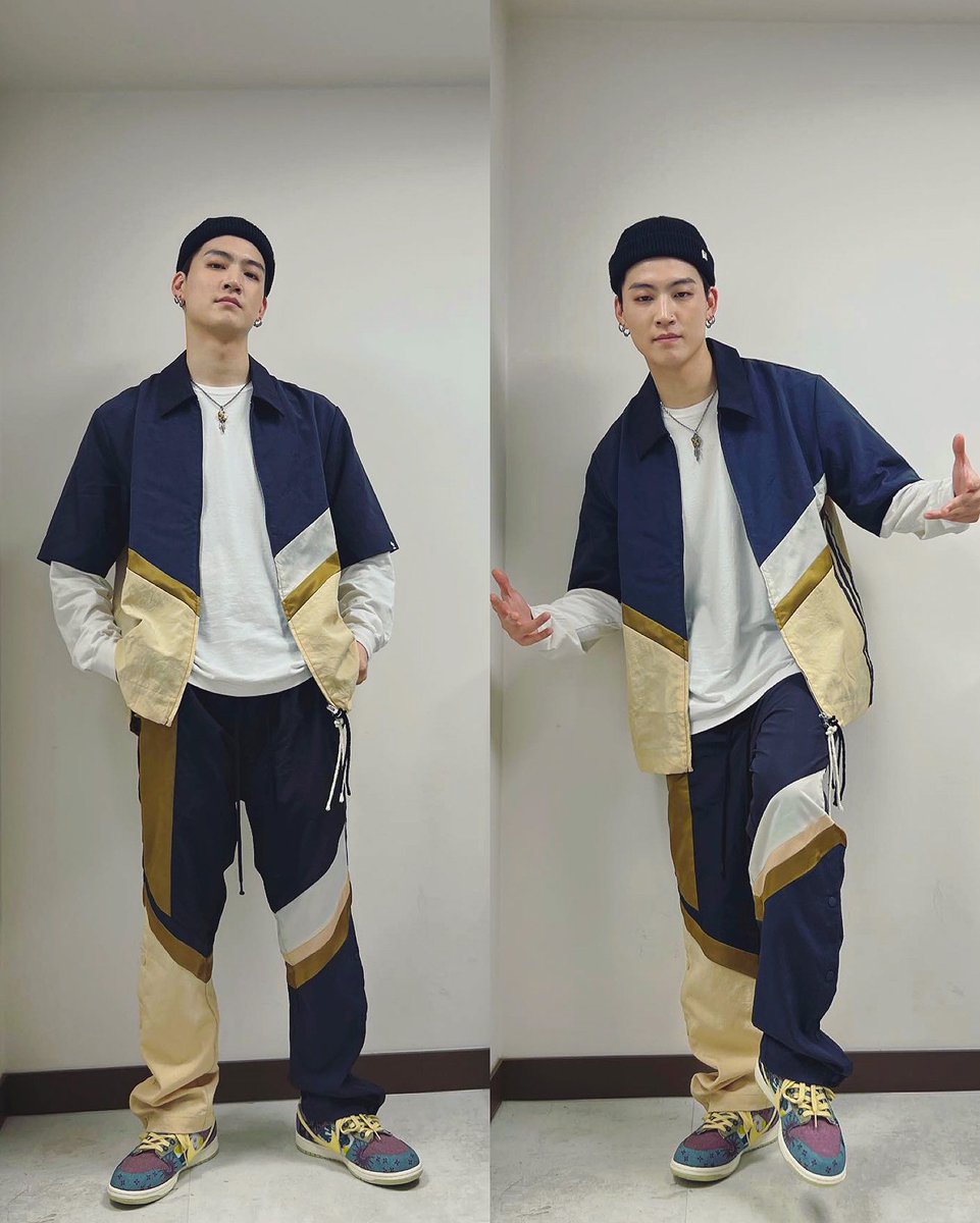 jayblooks's tweet photo. jay b is so stylish https://t.co/6LSPfIkSAB