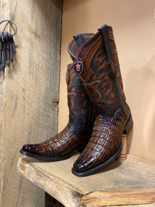OriginalWest26's tweet photo. Botas de Cocodrilo Originales $499.99 en varios colores con Envio Gratis. Para comprar llama al 323-312-3317 o haz click:
https://t.co/y2TAiVODAS
#caballobronco #botasdecocodrilo #botasvaqueras #botas  #afterpay #afterpayavailable #afterpayit #afterpayusa #compras #botasexoticas https://t.co/F2MomMXpiD