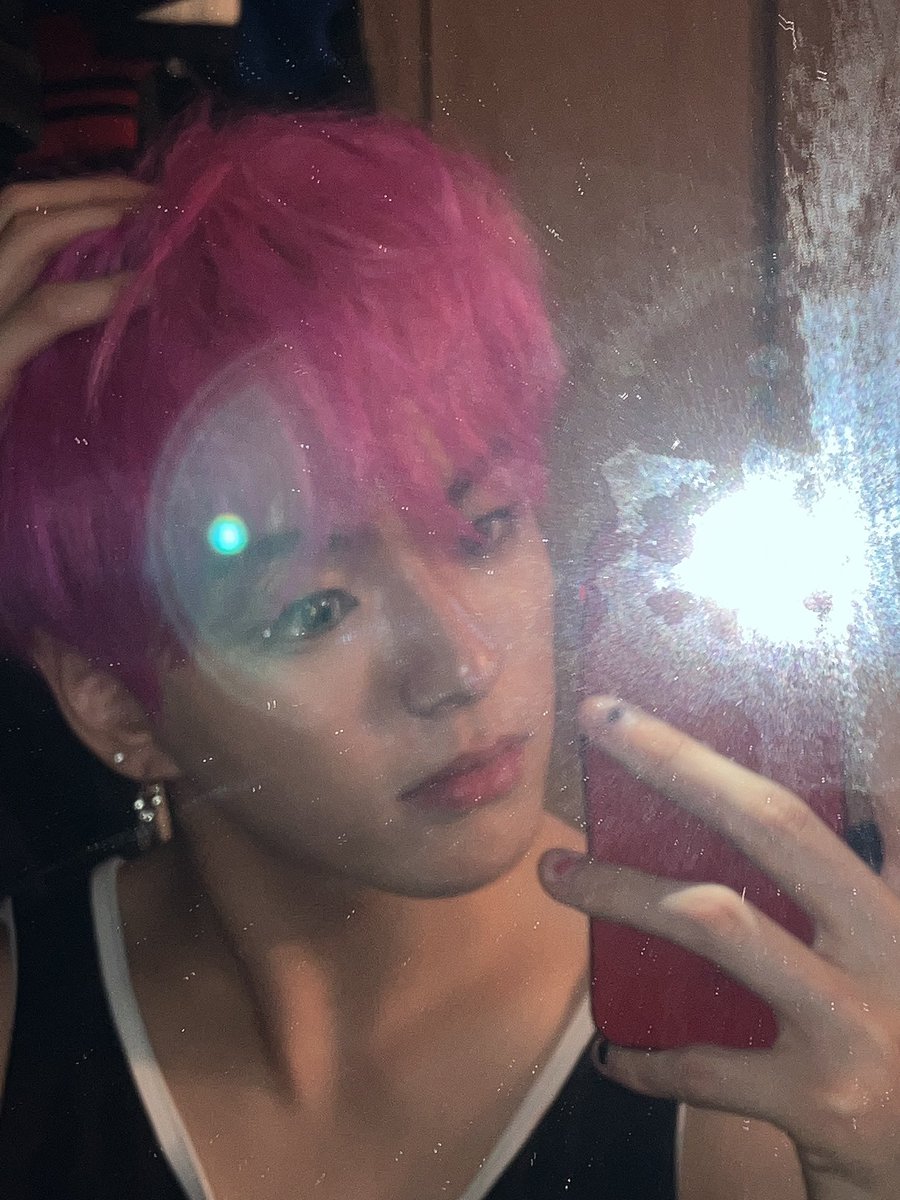 liveforjaehyuk's tweet photo. i just know hes staying pink for the rest of his life now https://t.co/HCp08O56bq