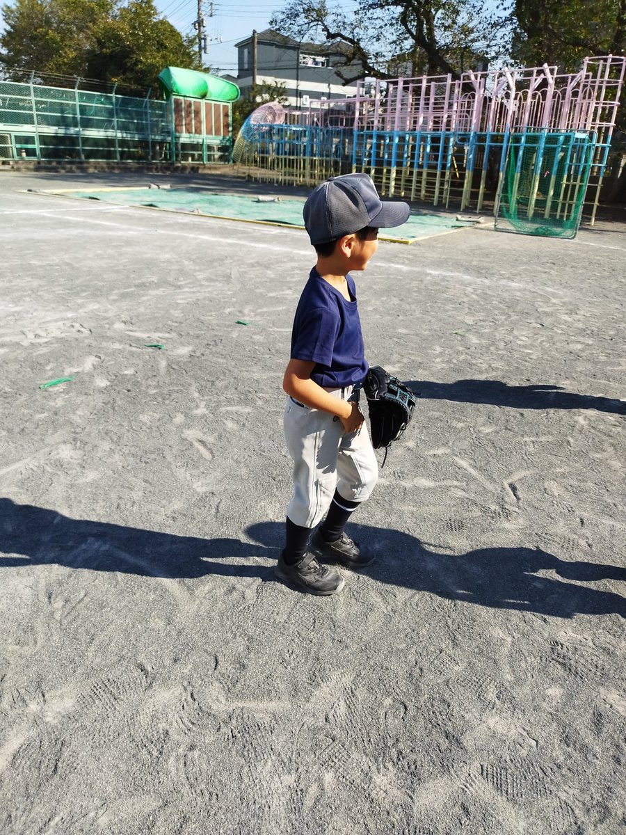 本日秋晴れ☀

#新入部員 1年生！
楽しく練習してます⚾

#楽しい週末 
#野球好き