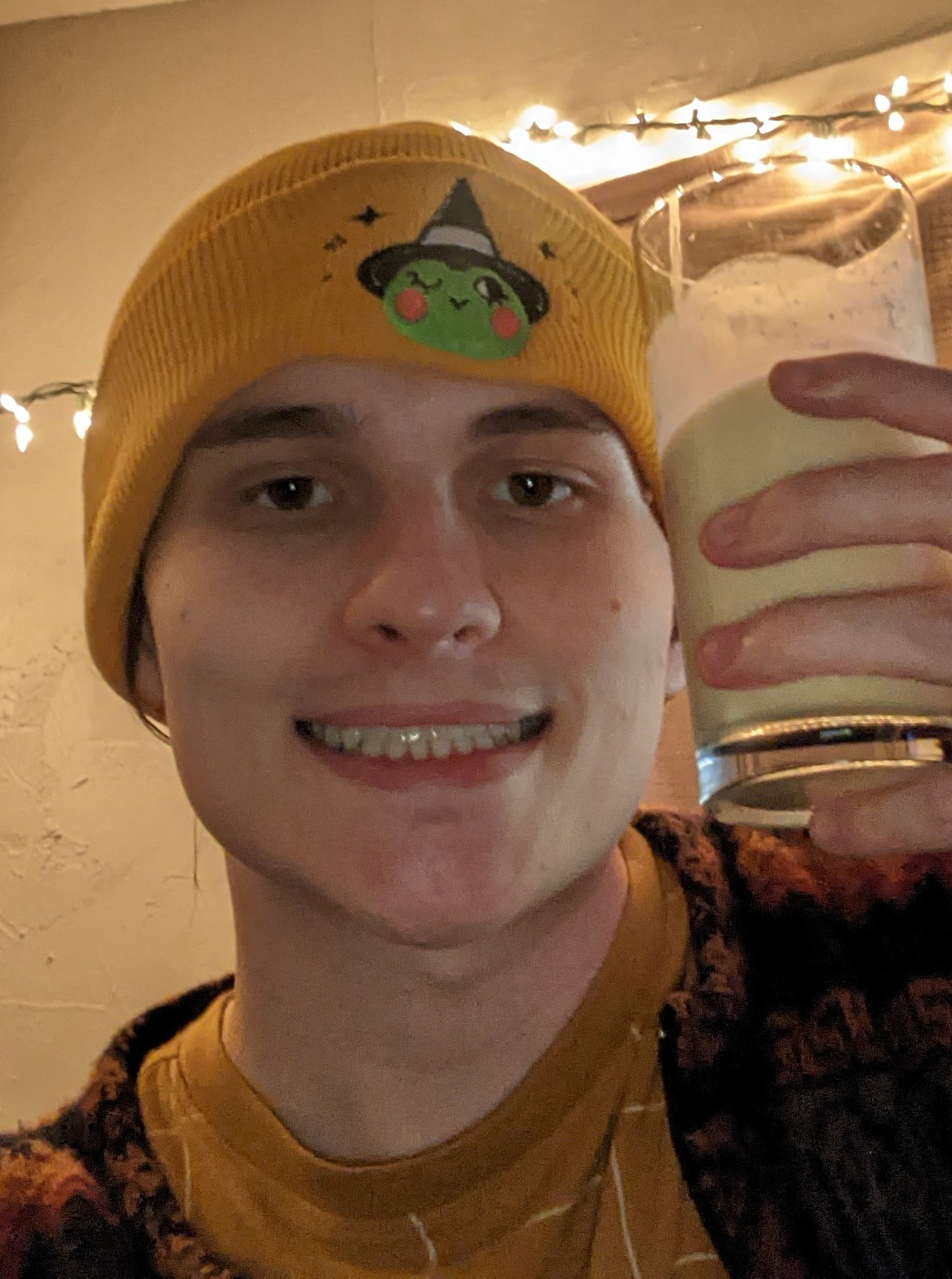 Chancellor! on Twitter "eggnog season https//t.co/9esuv6UuOs" / Twitter