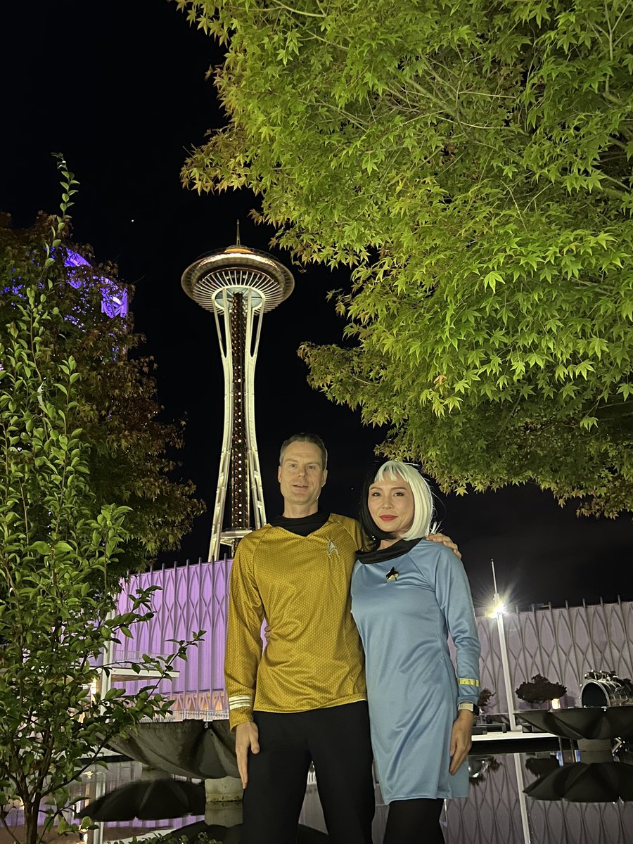 gingerlabUW's tweet photo. Happy 60th @pacsci #pacsci60 great party! https://t.co/cMi0coQJlV