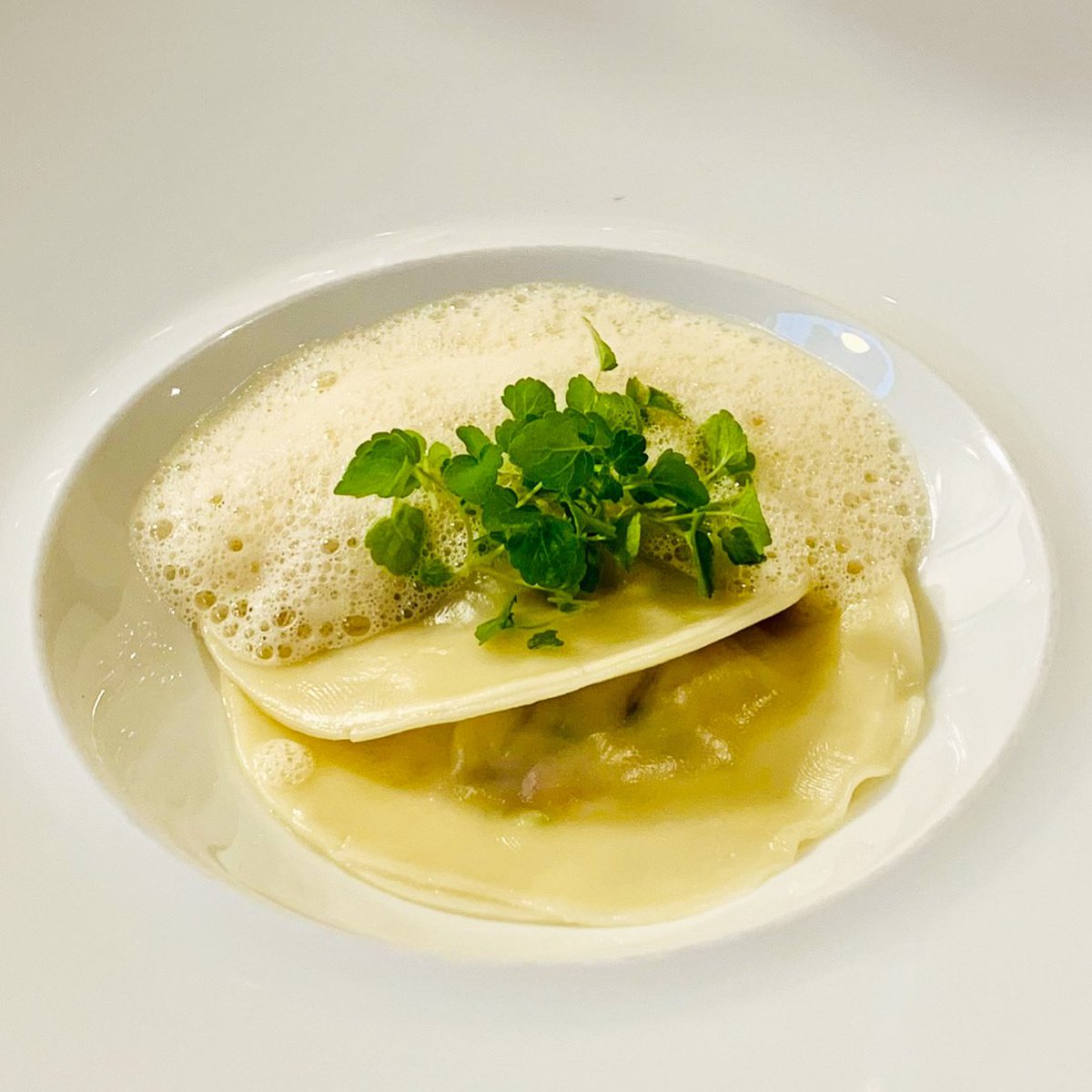 Bernard Guillas tweet media