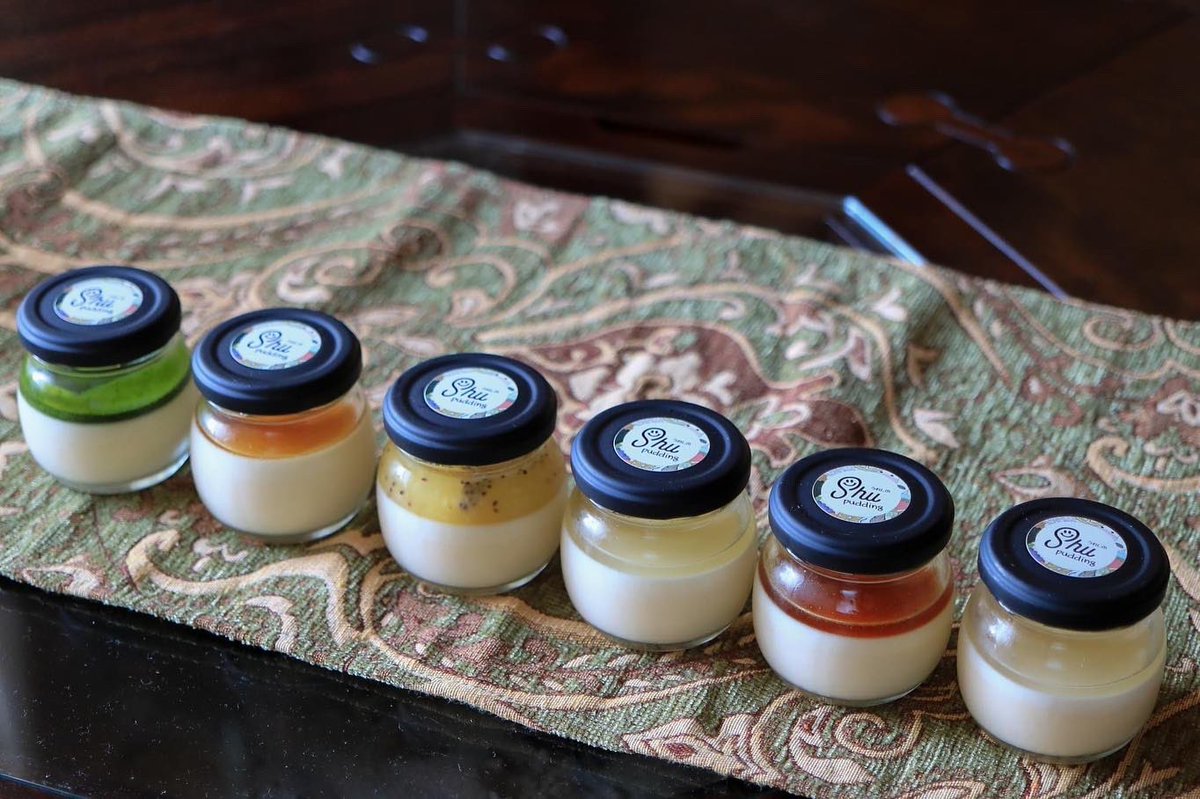 ureshinohoho_n's tweet image. 2022年10月22日
嬉野町 井手川内交差点そばの #ゆらり亭 の敷地内に新たにプリン販売・テイクアウトのお店 #うれしのSHUPUDDING がオープンしました🍮

▼お店のInstagram
instagram.com/shu_pudding_/

JR #嬉野温泉駅 から徒歩10分ほど。

 #うれしの
 #嬉野市
 #嬉野グルメ 
 #嬉野スイーツ
 #プリン