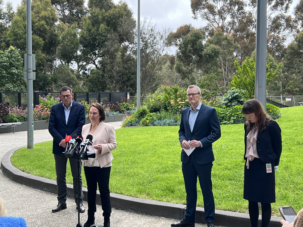 MCRI_for_kids's tweet photo. Today’s announcement of an additional $45M funding for @VPCCresearch by @VicGovAu - with an incredible $10M donation by @CCF_MDL - means that we and partners including @Hudson_Research and @VCCCAlliance will increase survivorship and reduce side effects of #childcancer https://t.co/wHRbB7Gag6