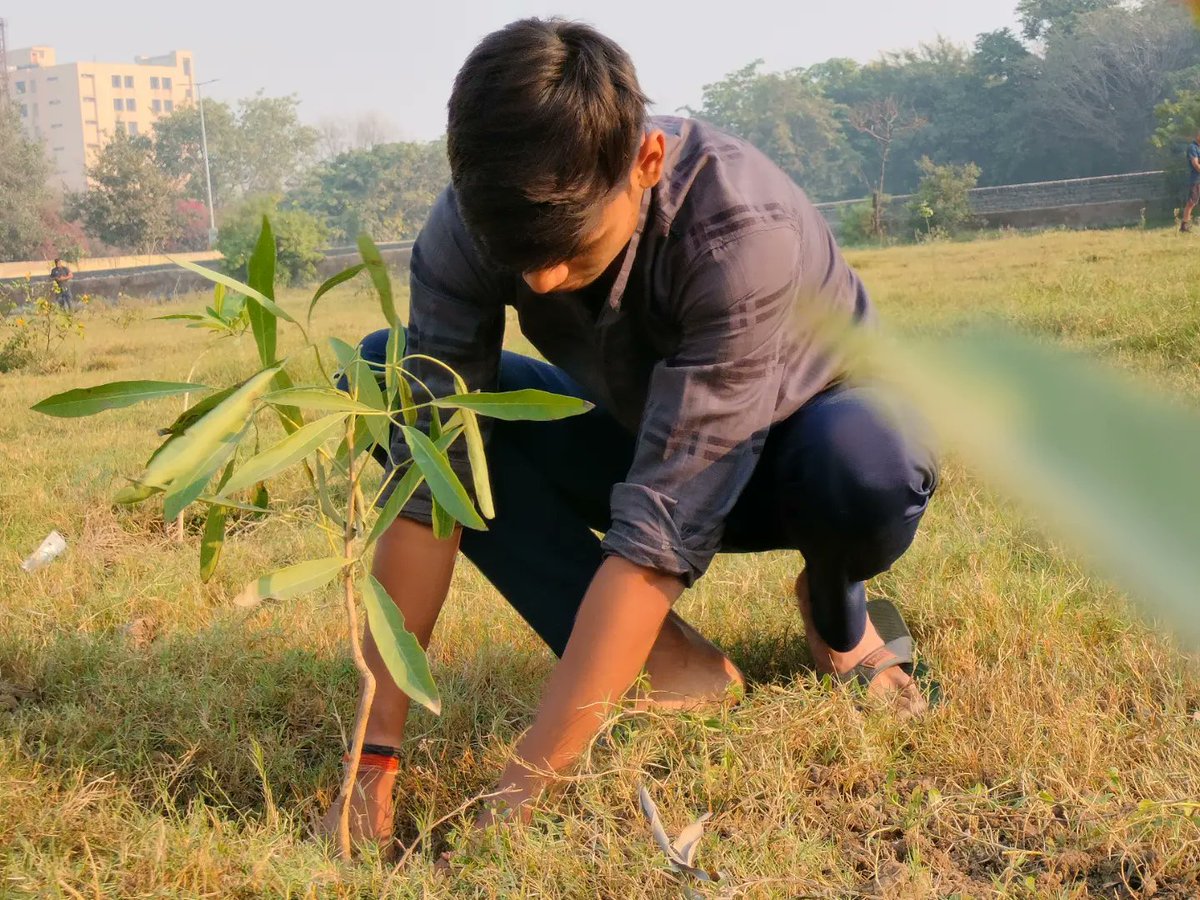 talkadhita's tweet photo. Today Team Adhita Foundation Organised Plantation Drive.
#Savetree_Savelife
#TreeMatters
#Treesforlife
@DrRadhaJi @ProudlySanghi
@SachinP08361351 @BajrangPShukla https://t.co/x3KZtvQ597