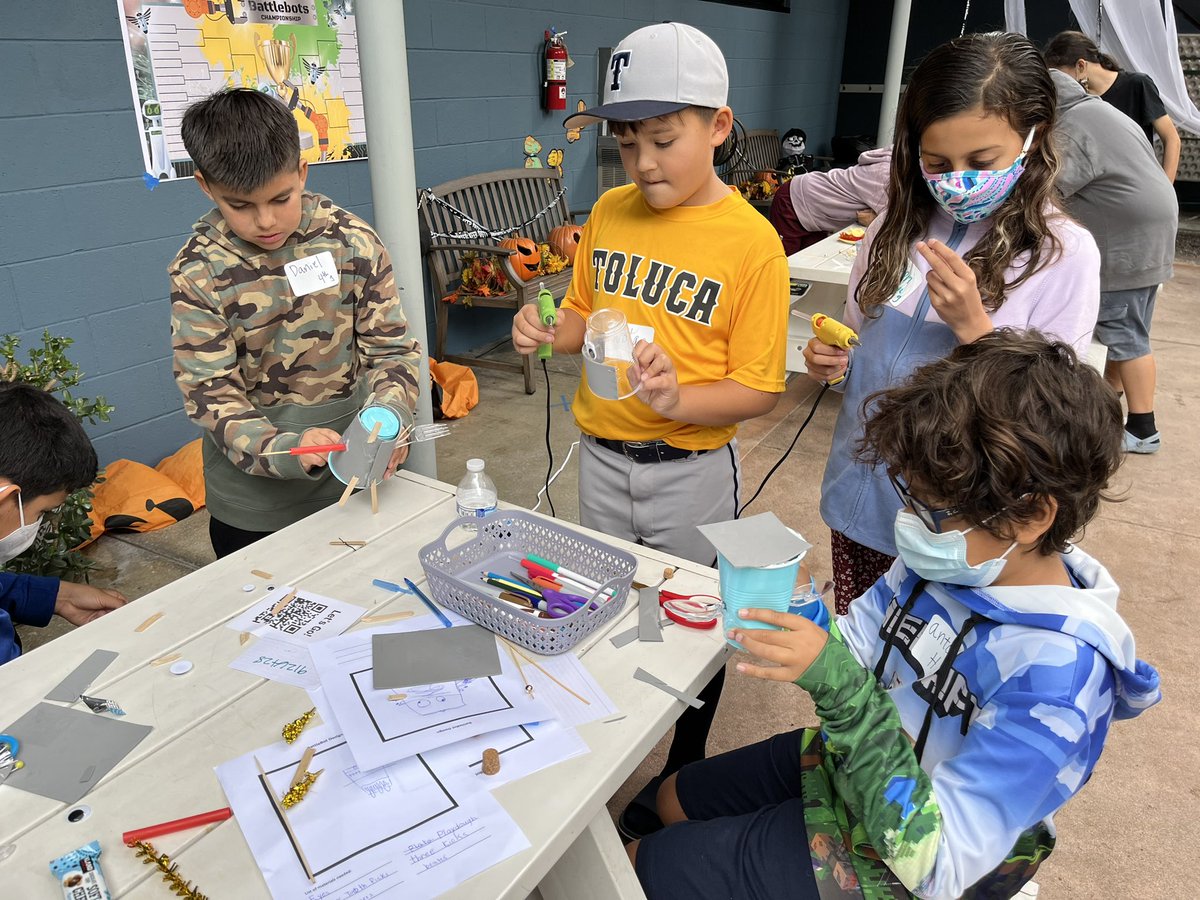 SkylineSTREAM's tweet photo. Amazing day @BGCA_Clubs Burbank. Creating BattleBots while exploring personal connections to careers. Thank you, @KollabYouth for making today possible. https://t.co/HUb2SPJIV4