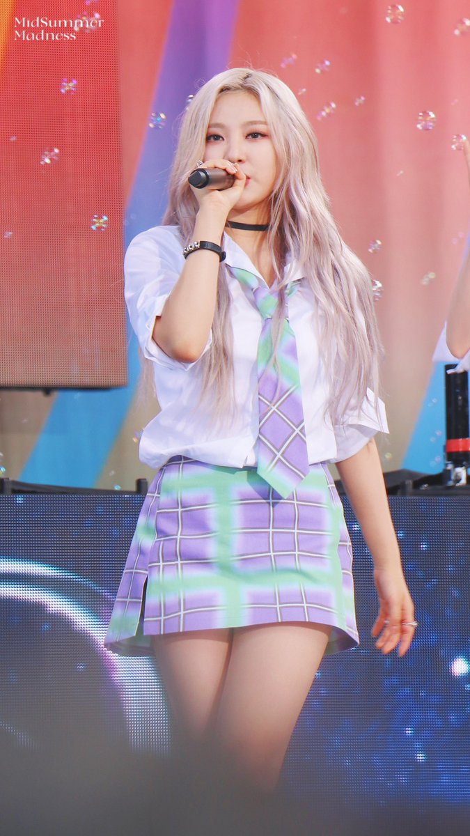 MidSummer1700's tweet photo. 220708 GMA

#NINGNING #닝닝 #aespa #에스파 https://t.co/VZGrKA0MFc