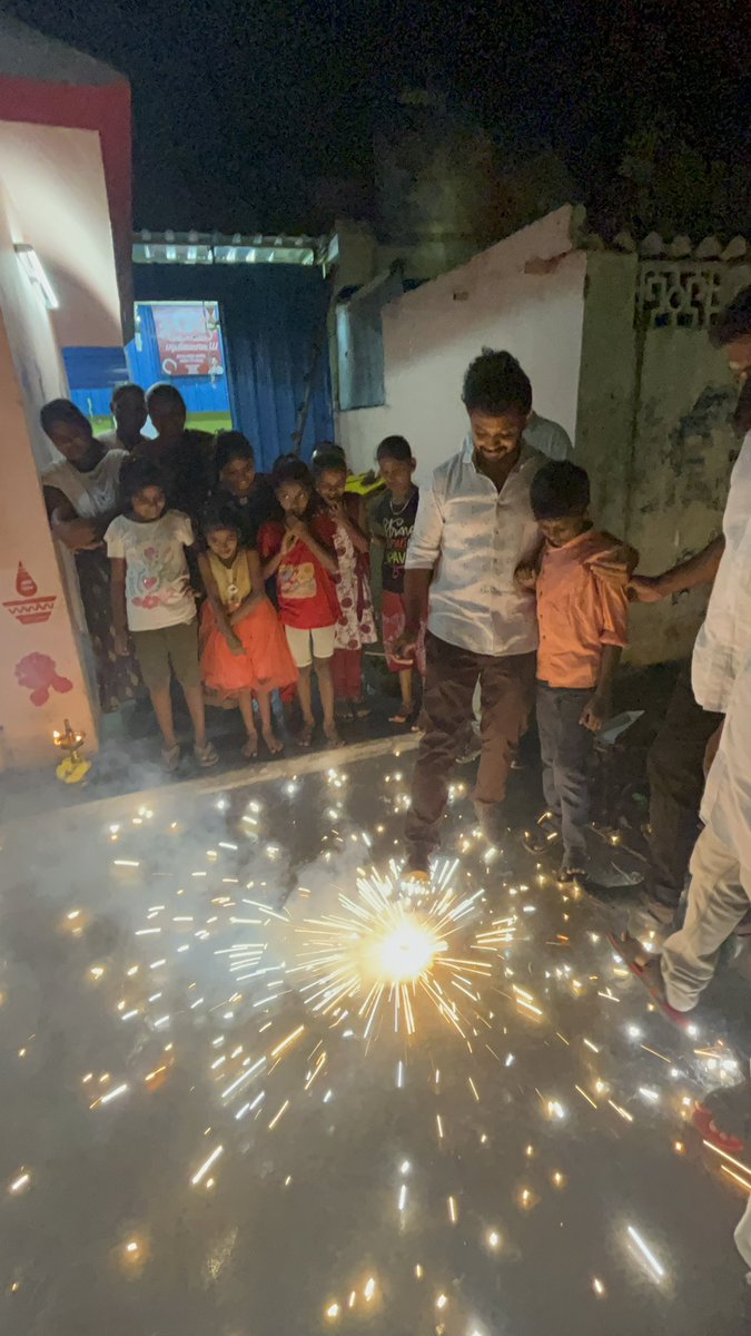 ShivaaBJYM's tweet photo. Celebrated Diwali by Bursting Crackers and Distributing Sweets, with Kids from NaMo Padasalai.
The Joy in the faces of those Young kids while busting crackers took me back, afterall what is Diwali without Crackers!!!
#SaveDiwali
#CrackerWaliDiwali https://t.co/QMiZbbOzjj