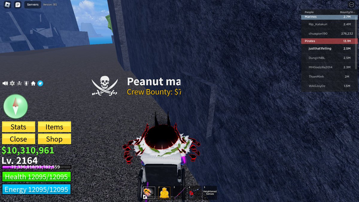 TDeshern's tweet photo. what is this button doing here or its a button for v4 race bloxfruit https://t.co/GeDIe8VZI3