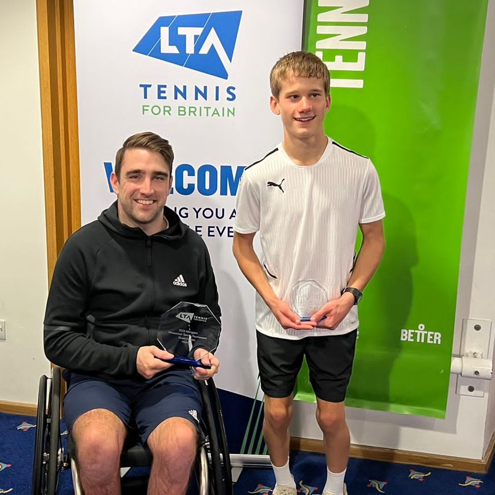 Ending his first senior world ranking event with two runners-up trophies... 

Watchfield 15-year-old Oliver Cox finished runner-up to top seed James Shaw 6-2, 6-3 in today's #AbingdonFutures quad singles final.