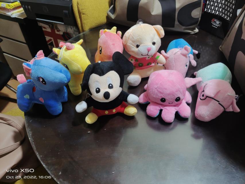 After the ADHD society event bumili ako toys for Christmas for kids with cerebral palsy in PCMC. Look at these cutie stuffed toys P75 lang.
