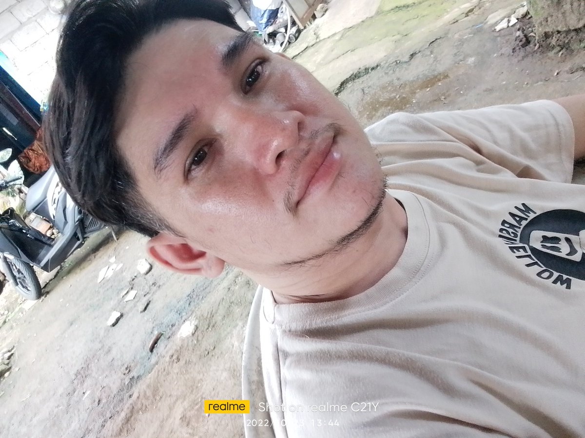 BryanBalajadi15's tweet photo. Hi pa massage na po kayo 😘😚 https://t.co/0pAbHQwyEP
